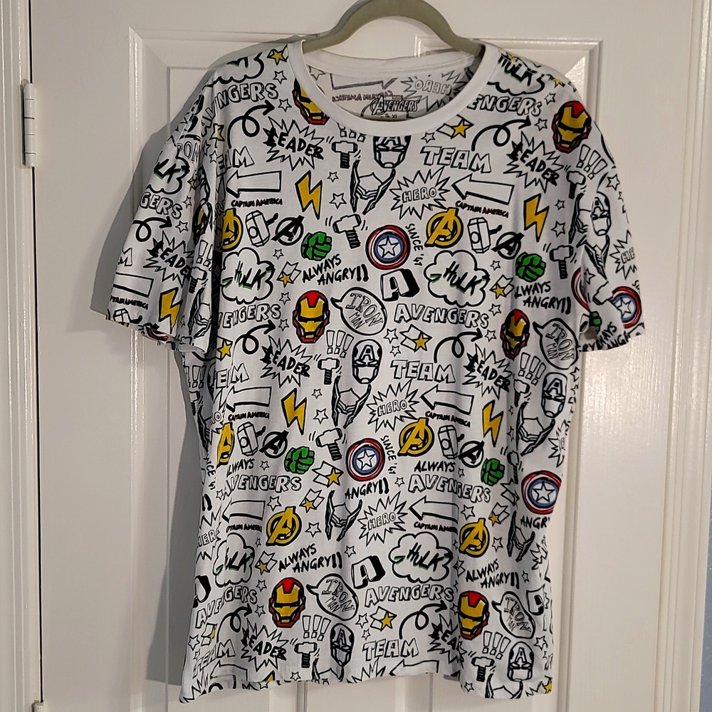 Marvel Avengers white T-shirt XL